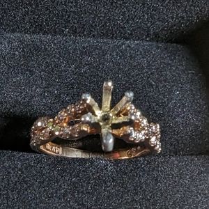 Rose gold diamond engagement ring setting